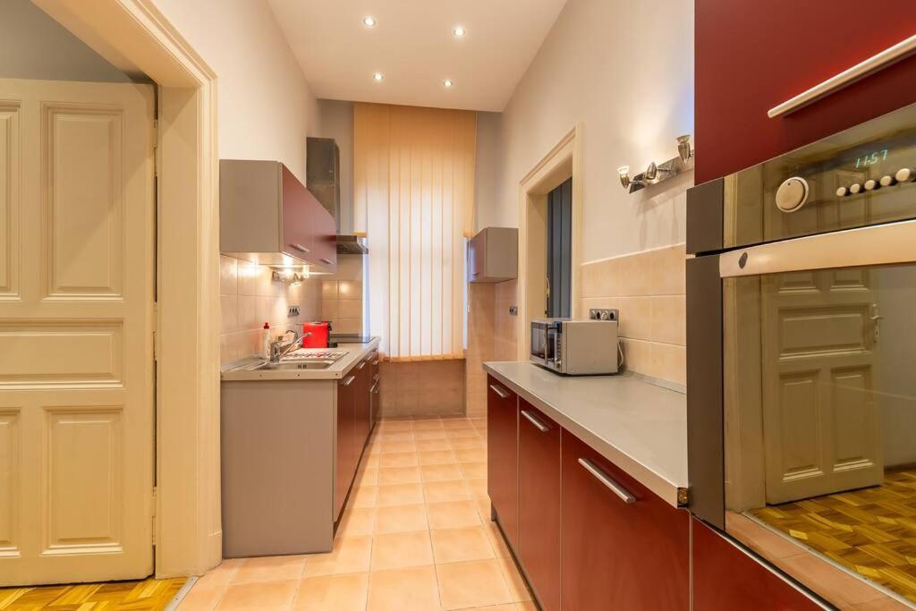 Bold Base Apartment Budapest Eksteriør bilde