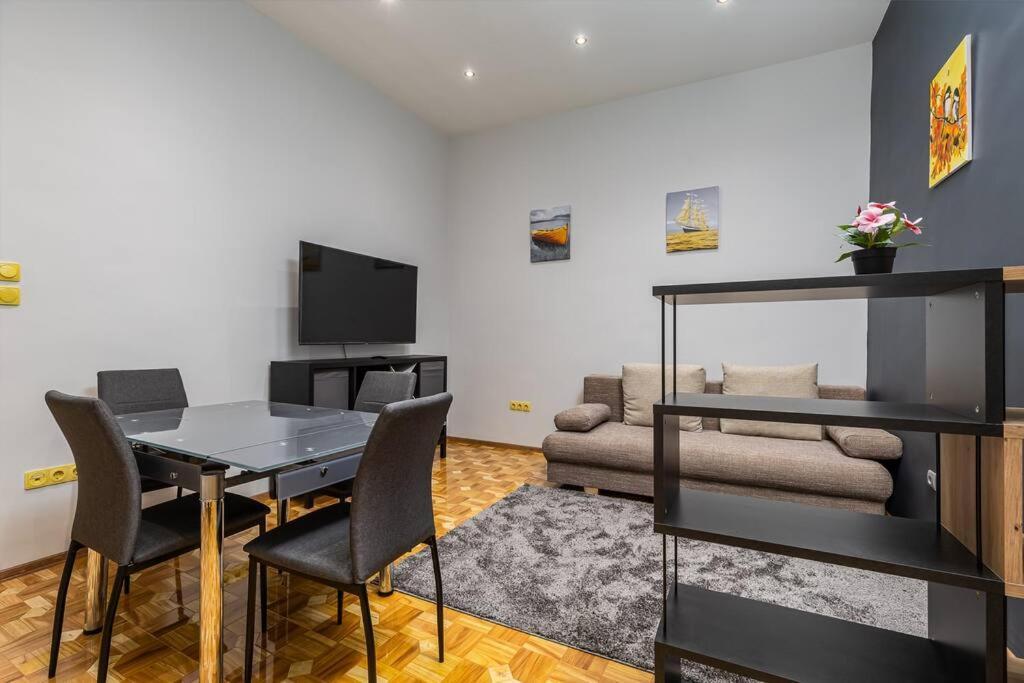 Bold Base Apartment Budapest Eksteriør bilde